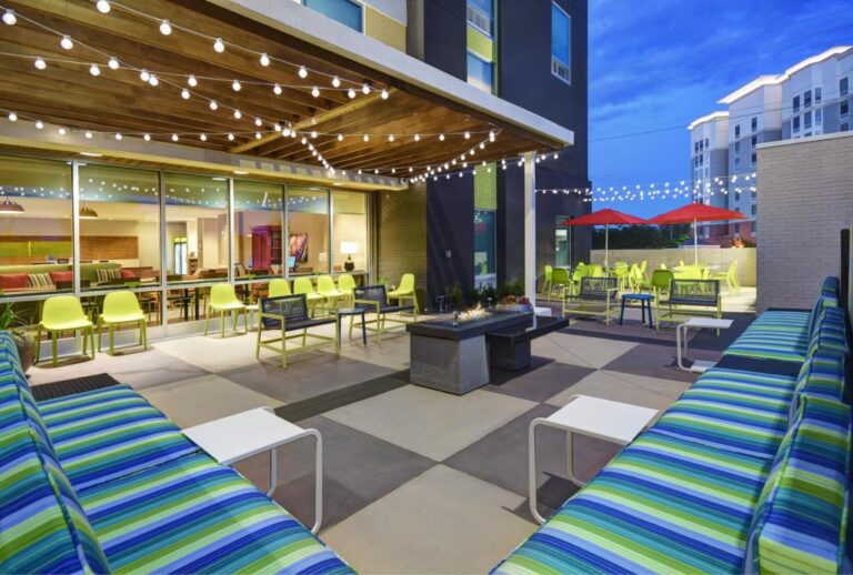 Home2 Suites by Hilton Atlanta Airport North with indoor pool in atlanta 4