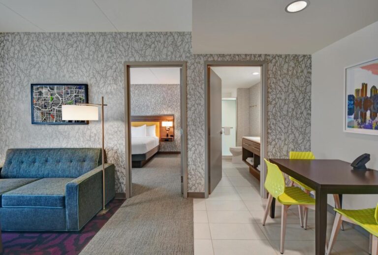 Home2 Suites by Hilton Atlanta Airport North with indoor pool in atlanta 5