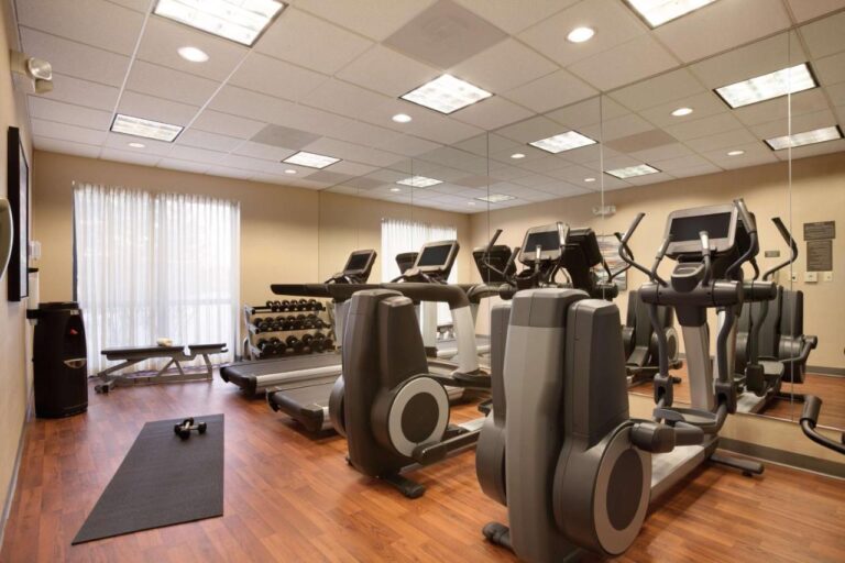 Hyatt Place DFW with indoor pool in dallas 4