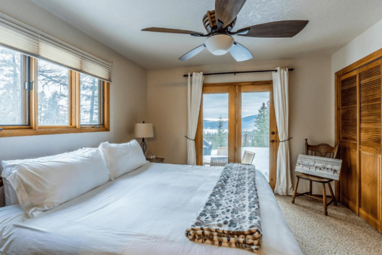 Lakeview Bliss - Bedroom
