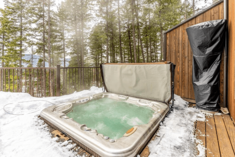 Lakeview Bliss - Outdoor Hot Tub