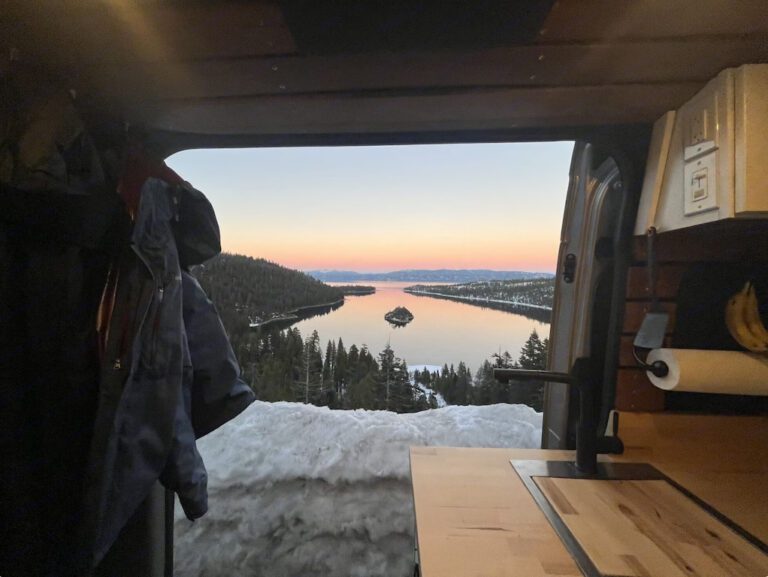 Romantic RV with Private Panoramic Views 3