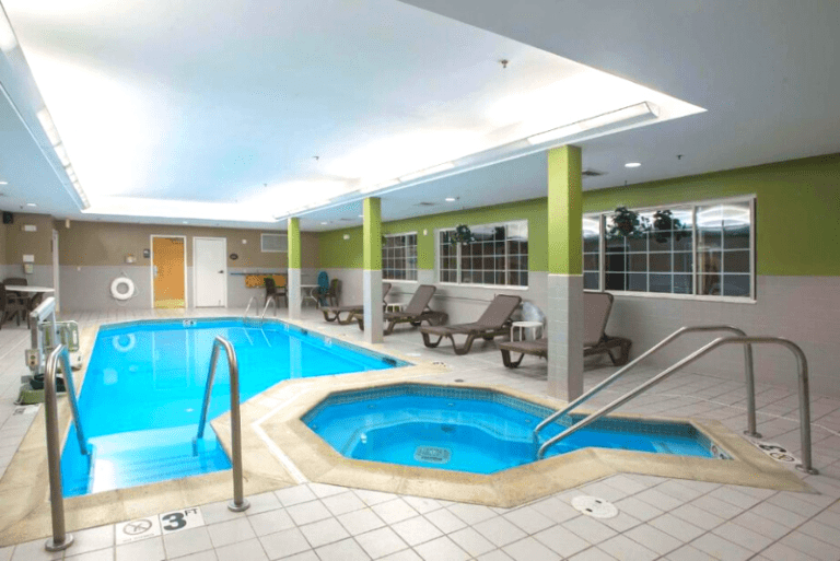 Sleep Inn Londonderry - Pool Area with Hot Tub