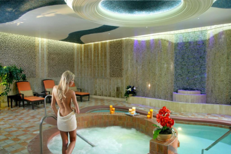South Point Hotel Casino-Spa - Hot Tub Area