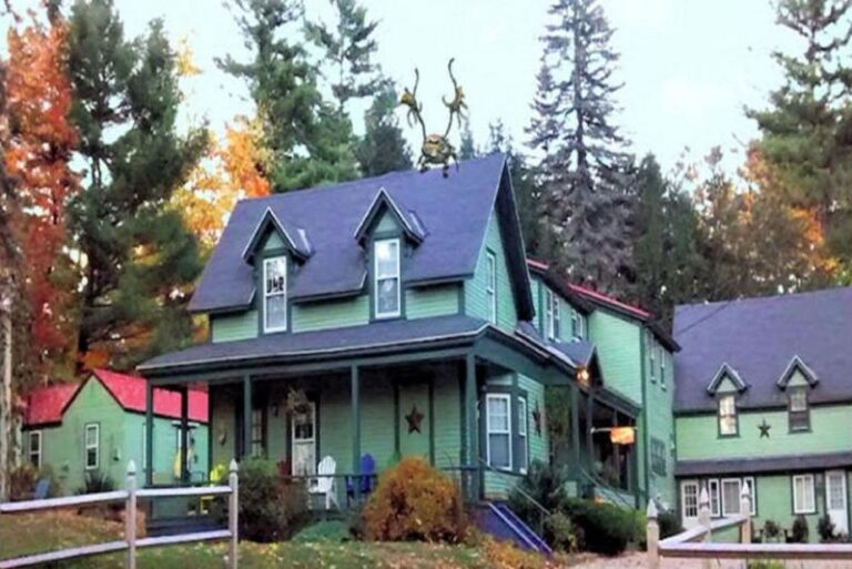 Spruce Moose Lodge