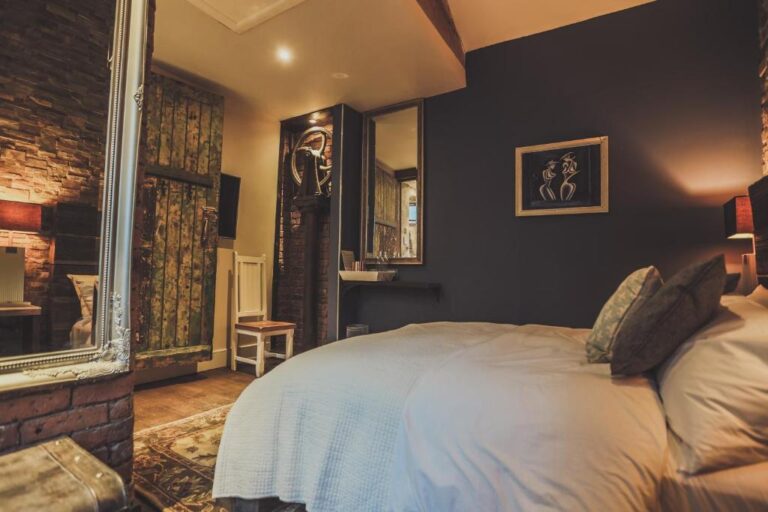The Cow Hollow Hotel romantic hotels in manchester