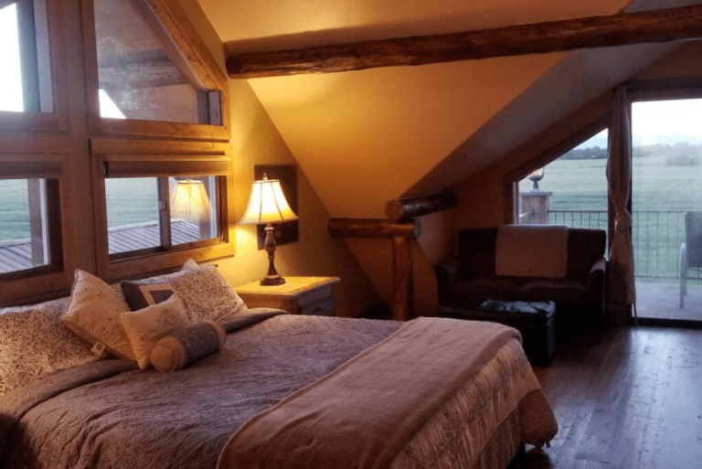 The Roost Lodge - Bedroom