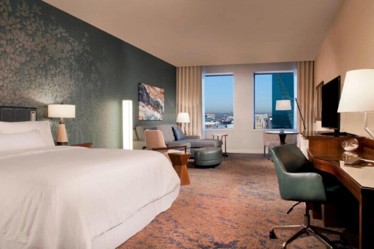 The Westin Dallas Downtown with indoor pool in dallas 4