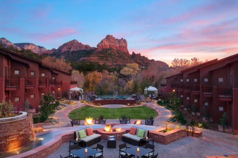 Themed Hotels in Arizona. Amara Resort