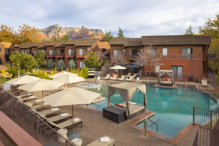 Themed Hotels in Arizona. Amara Resort. 3