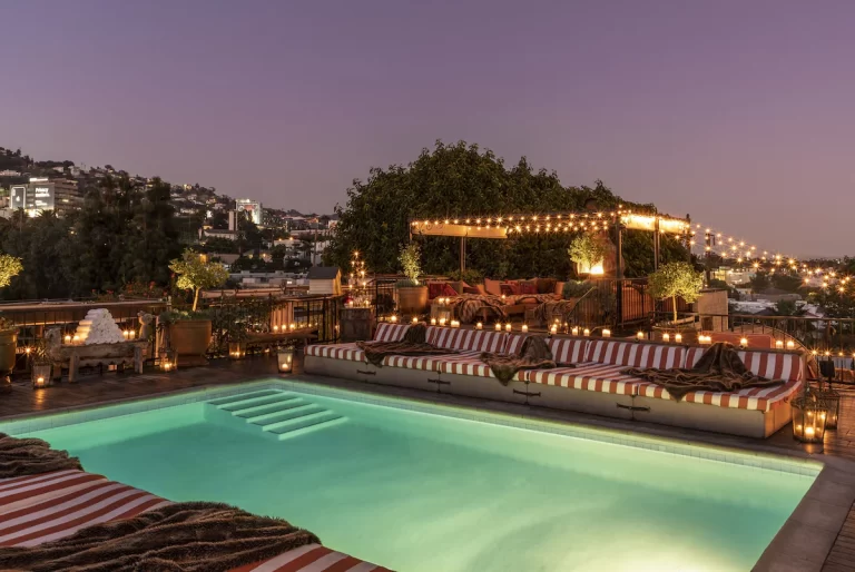 Themed Hotels in Los Angeles. Petit Ermitage 1