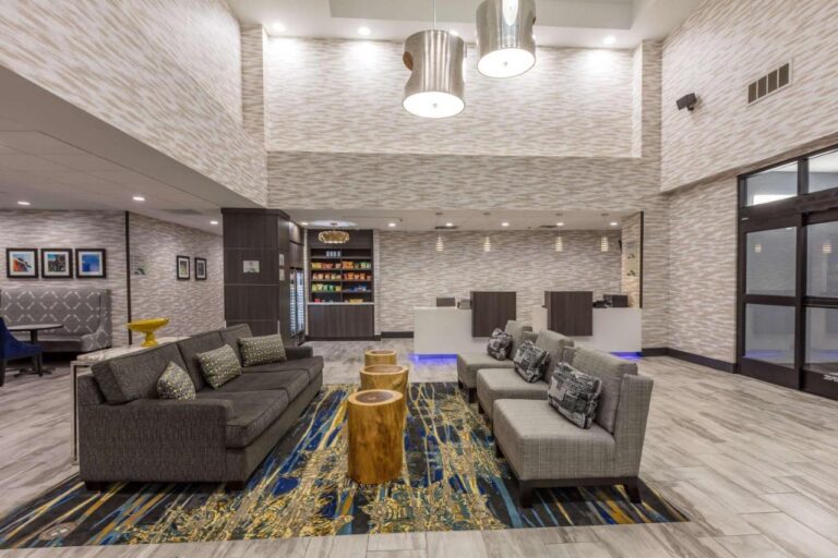 Wingate by Wyndham Dallas Love Field with indoor pool in dallas 4