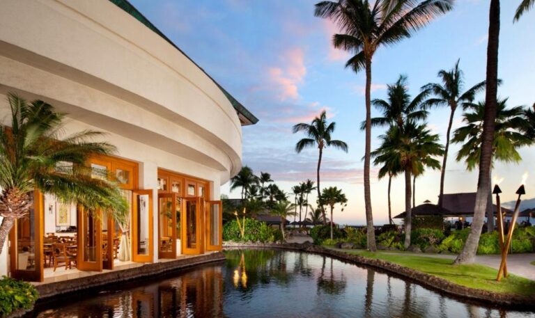 hawaii romantic hotels at Sheraton Maui Resort & Spa