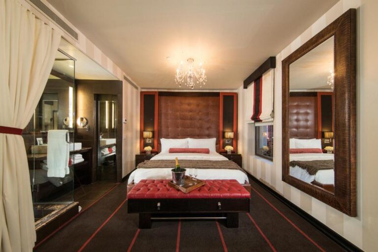 love hotels for couples at Sanctuary Hotel New York in nyc