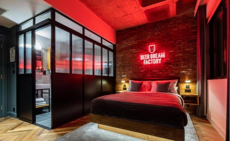 manchester romantic hotels at BrewDog DogHouse Manchester