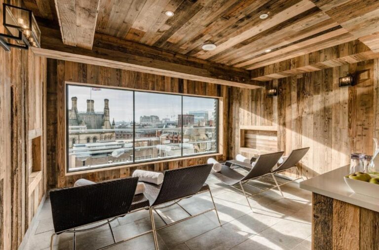 manchester romantic hotels at King Street Townhouse