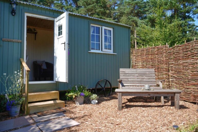 manchester romantic hotels at The Laburnum Retreat Shepherd