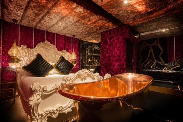 romantic hotels at Crazy Bear Beaconsfield in london