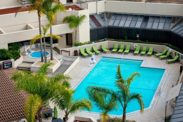 romantic hotels at DoubleTree by Hilton San Jose in northern california
