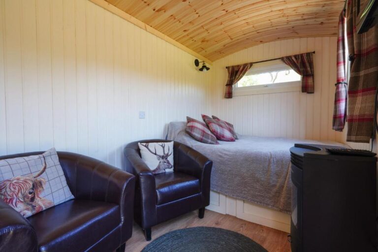 romantic hotels at The Laburnum Retreat Shepherd in manchester