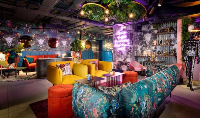 romantic hotels at YOTEL Manchester Deansgate in manchester
