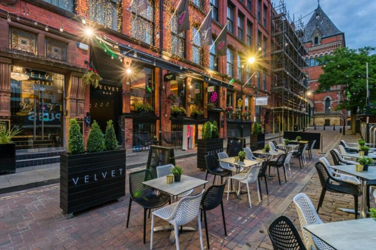 romantic hotels in manchester at Velvet Hotel