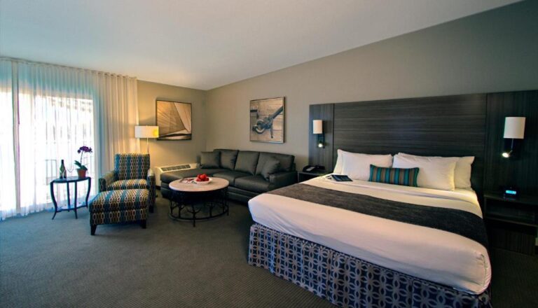 romantic hotels in northern california at Executive Inn & Suites Oakland