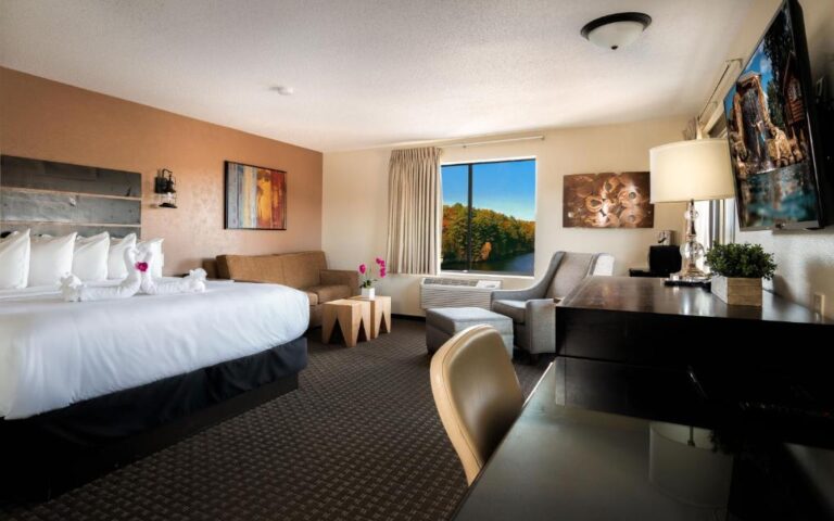 wisconsin dells romantic hotels at The VUE Boutique Hotel
