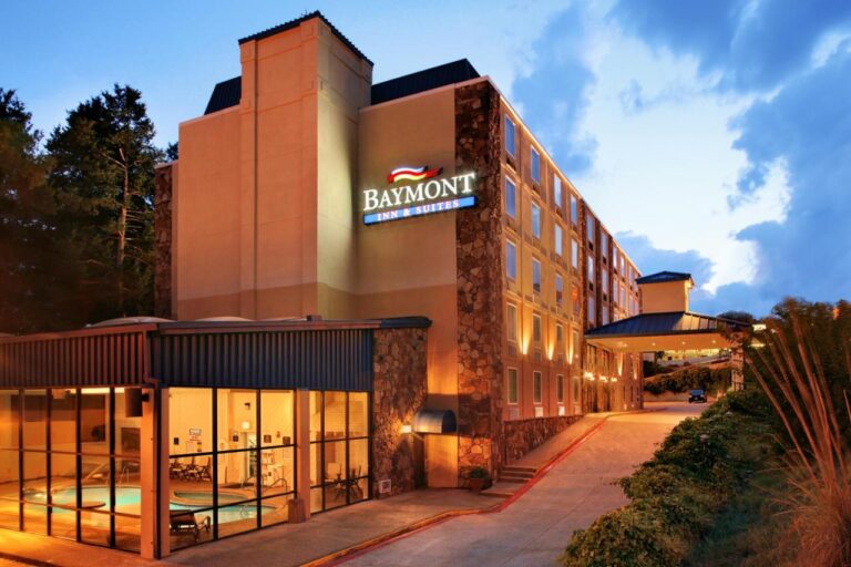 Baymont by Wyndham Branson - On the Strip with indoor pool in branson 32