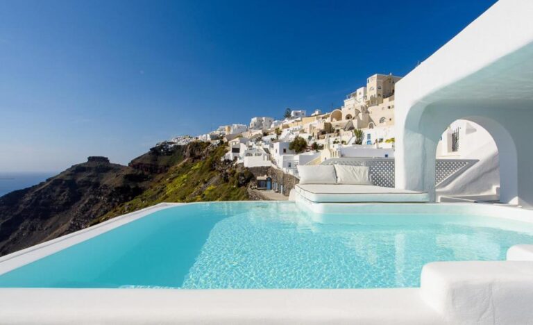 Dana Villas & Infinity Suites honeymoon suites in santorini