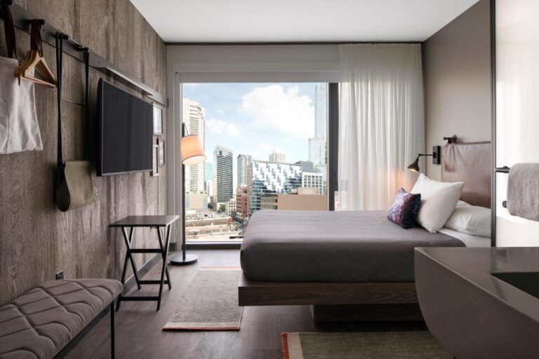 Moxy Chicago Downtown fantasy suites