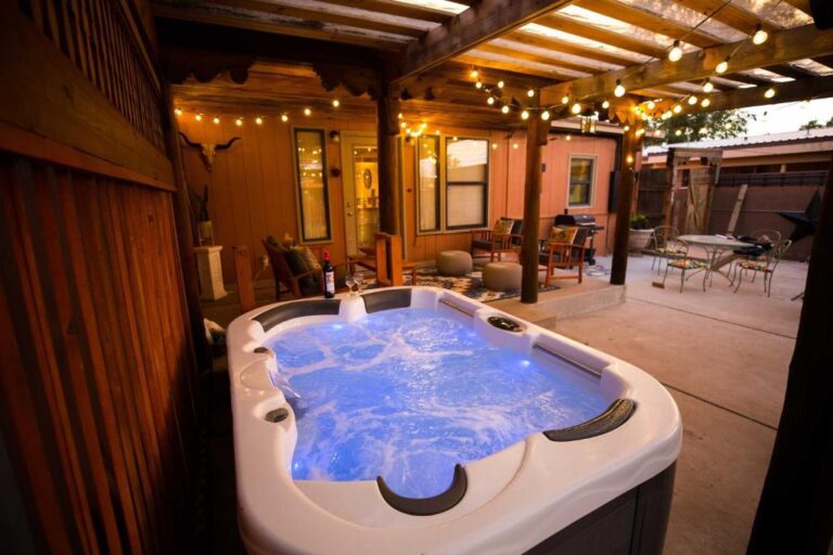 Private Home with Hot Tub