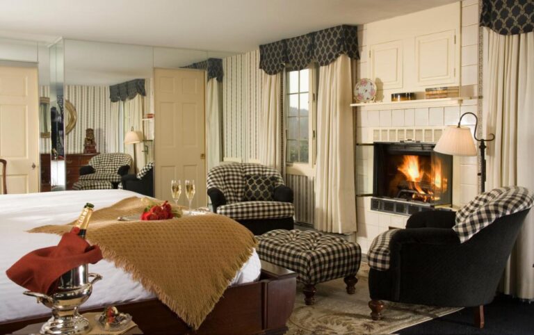 The Manor on Golden Pond fantasy suites in new hampshire