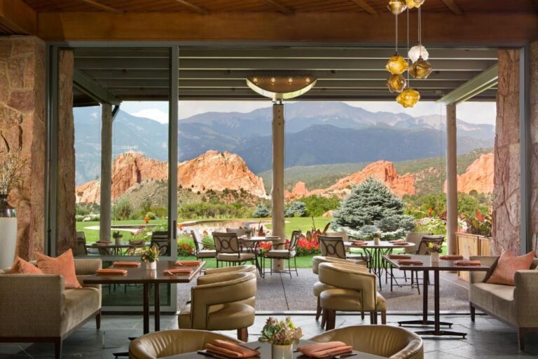 colorado springs honeymoon suites at Garden of the Gods Club & Resort