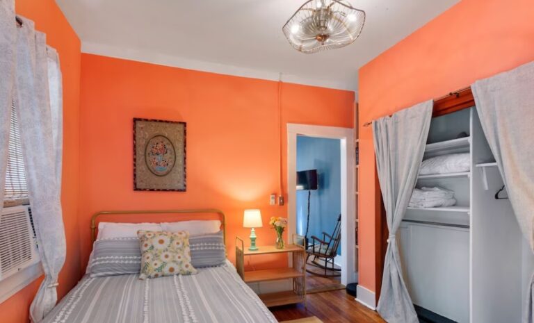 cozy cottage honeymoon suites in new orleans