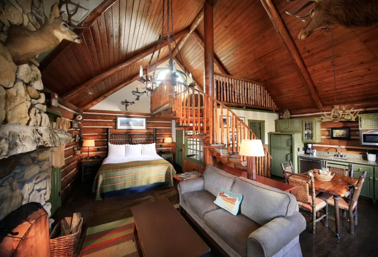 honeymoon suites at Big Cedar Lodge in branson