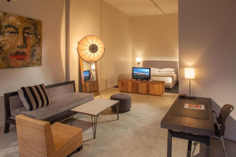 honeymoon suites at Loft 523 in new orleans