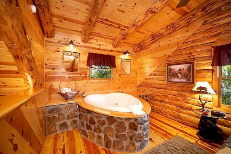 honeymoon suites at Mountain Honeymoon Cabin in pigeon forge