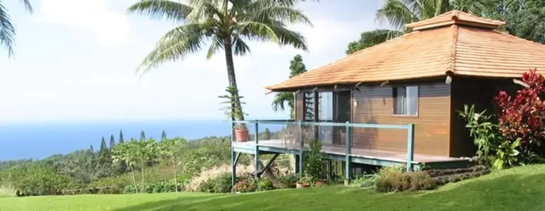 honeymoon suites at Private, Honeymoon Cottage in hawaii