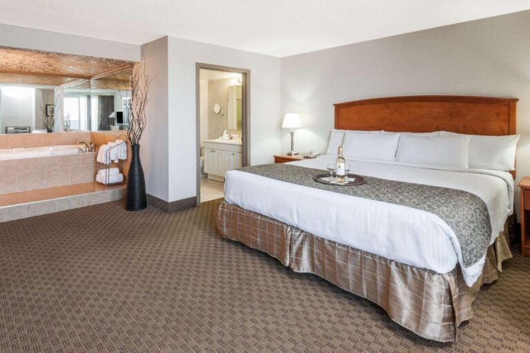 honeymoon suites at Ramada by Wyndham Edmonton South in edmonton