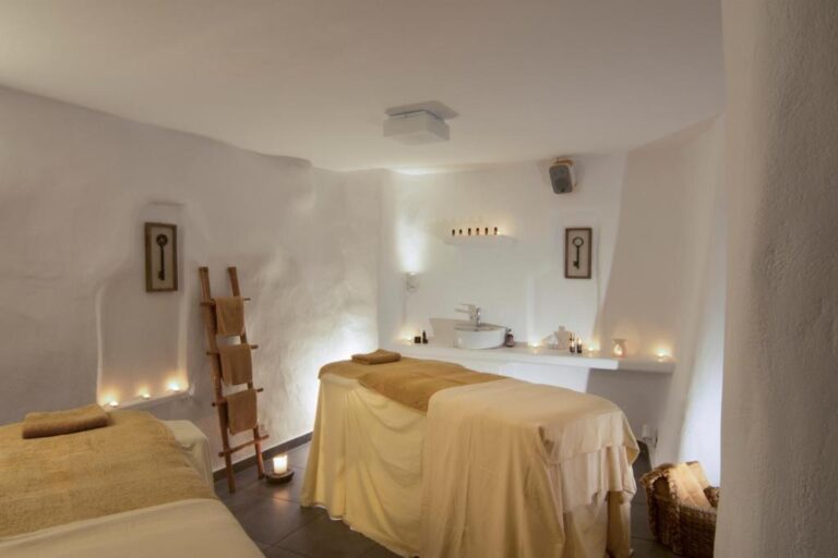 honeymoon suites at Santorini Secret Suites & Spa in santorini