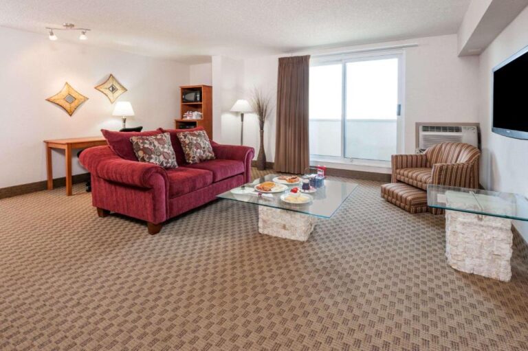 honeymoon suites in edmonton at Ramada by Wyndham Edmonton South