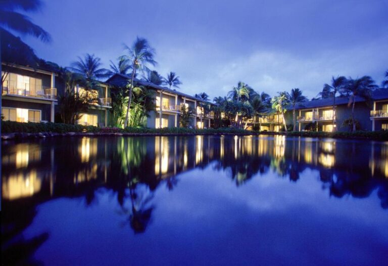 honeymoon suites in hawaii at The Kahala Hotel and Resort