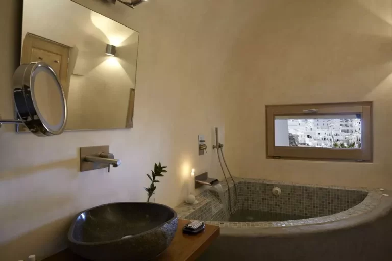 santorini honeymoon suites at Honeymoon Petra Villas