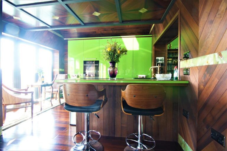 Belmont Penthouse spa 9
