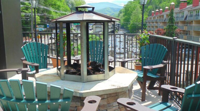 Baymont by Wyndham Gatlinburg On The River with indoor pool in gatlinburg 3