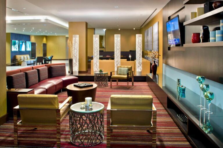 Courtyard by Marriott Washington, D.C. Foggy Bottom with indoor pool in dc 3