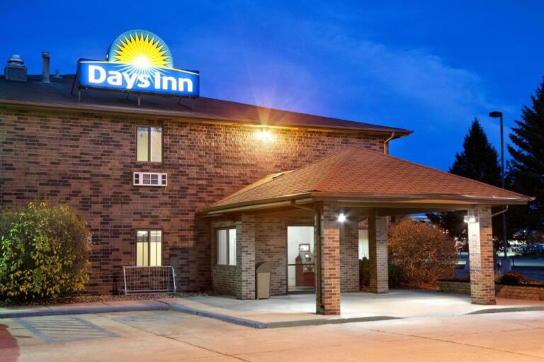 Days Inn by Wyndham - Grand Forks