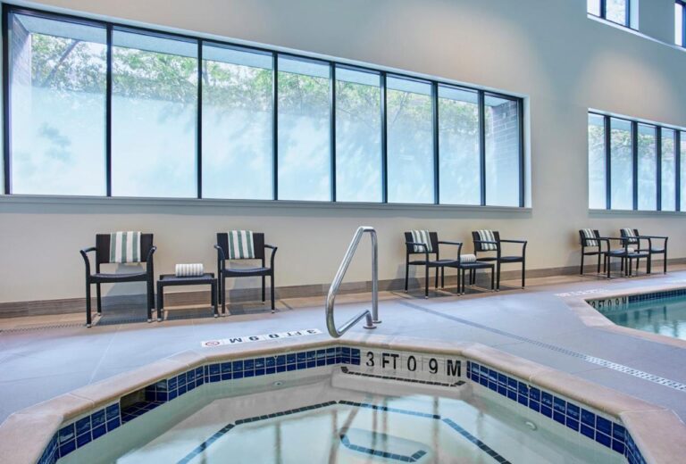 Embassy Suites by Hilton Washington D.C. Georgetown with indoor pool
