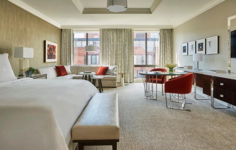 Four Seasons Washington DC with indoor pool 2